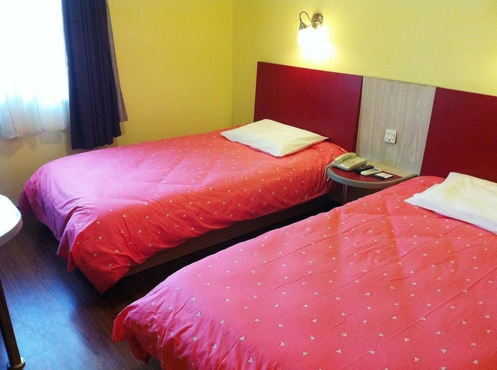 Home Inn Hotel Guiyang Fushui Middle Road 외부 사진